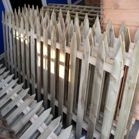 Picket Fence Panel 2.1mts x 0.9mtr (7ft x 3ft)