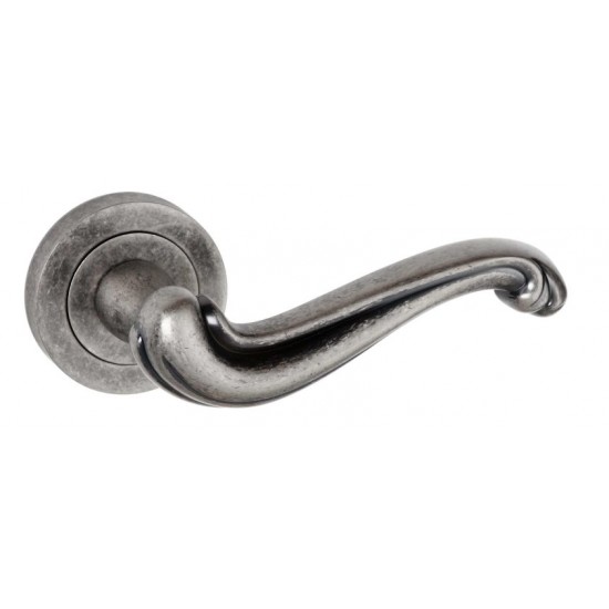 Colchester Lever Latch Handles